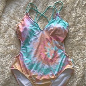 Cute Tie-dye Cut Out One Piece 🏖